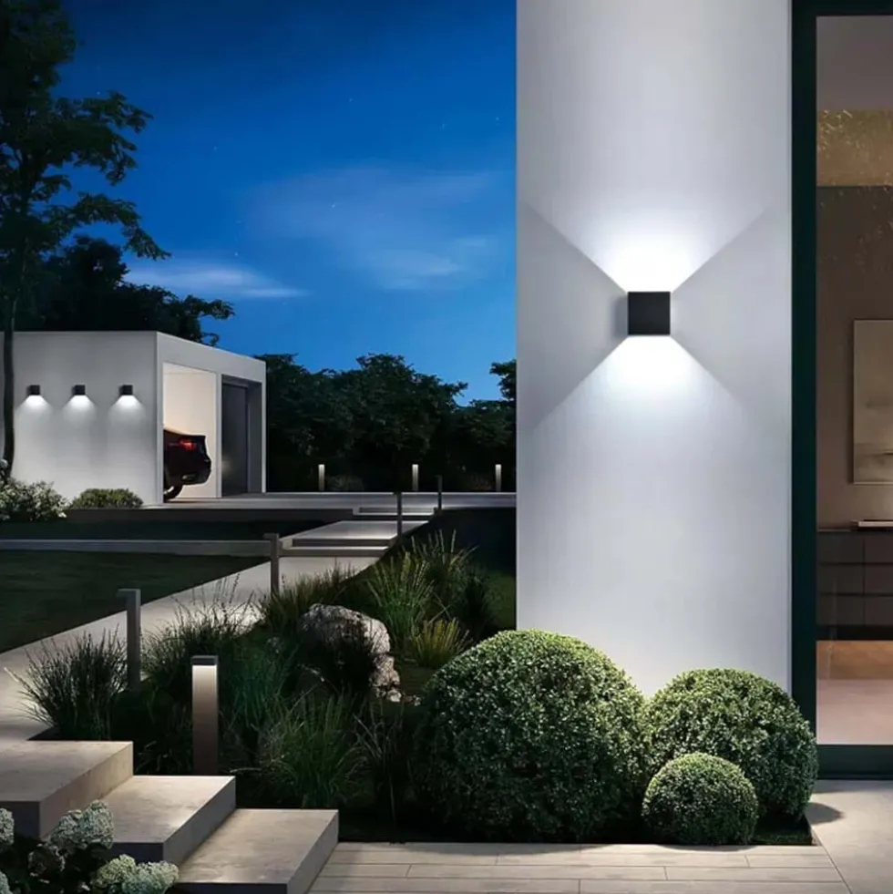 Applique LED cubo da esterno LISBONA 10W IP65 angolo di luce regolabile 2CCT 3000/4000k bianco/antracite