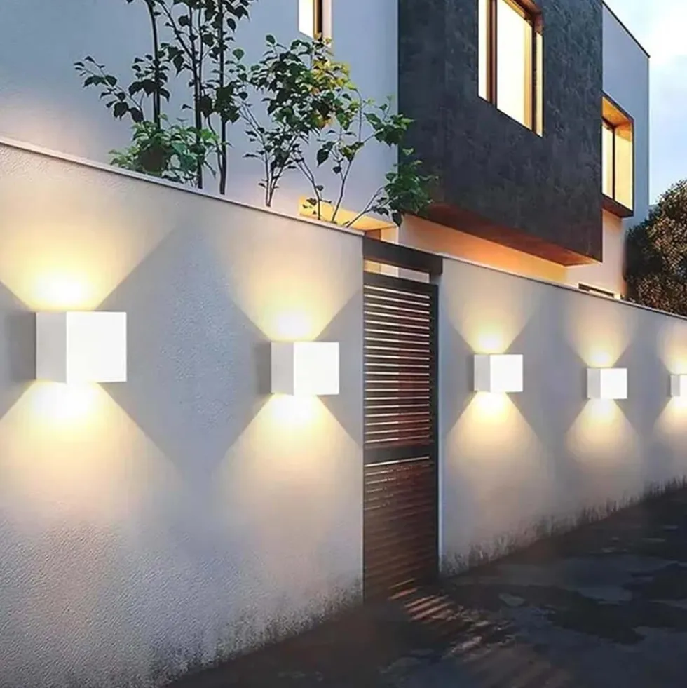 Applique LED cubo da esterno LISBONA 10W IP65 angolo di luce regolabile 2CCT 3000/4000k bianco/antracite