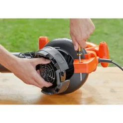 Aspiratore soffiatore trituratore elettrico 2600W BLACK+DECKER BEBLV260