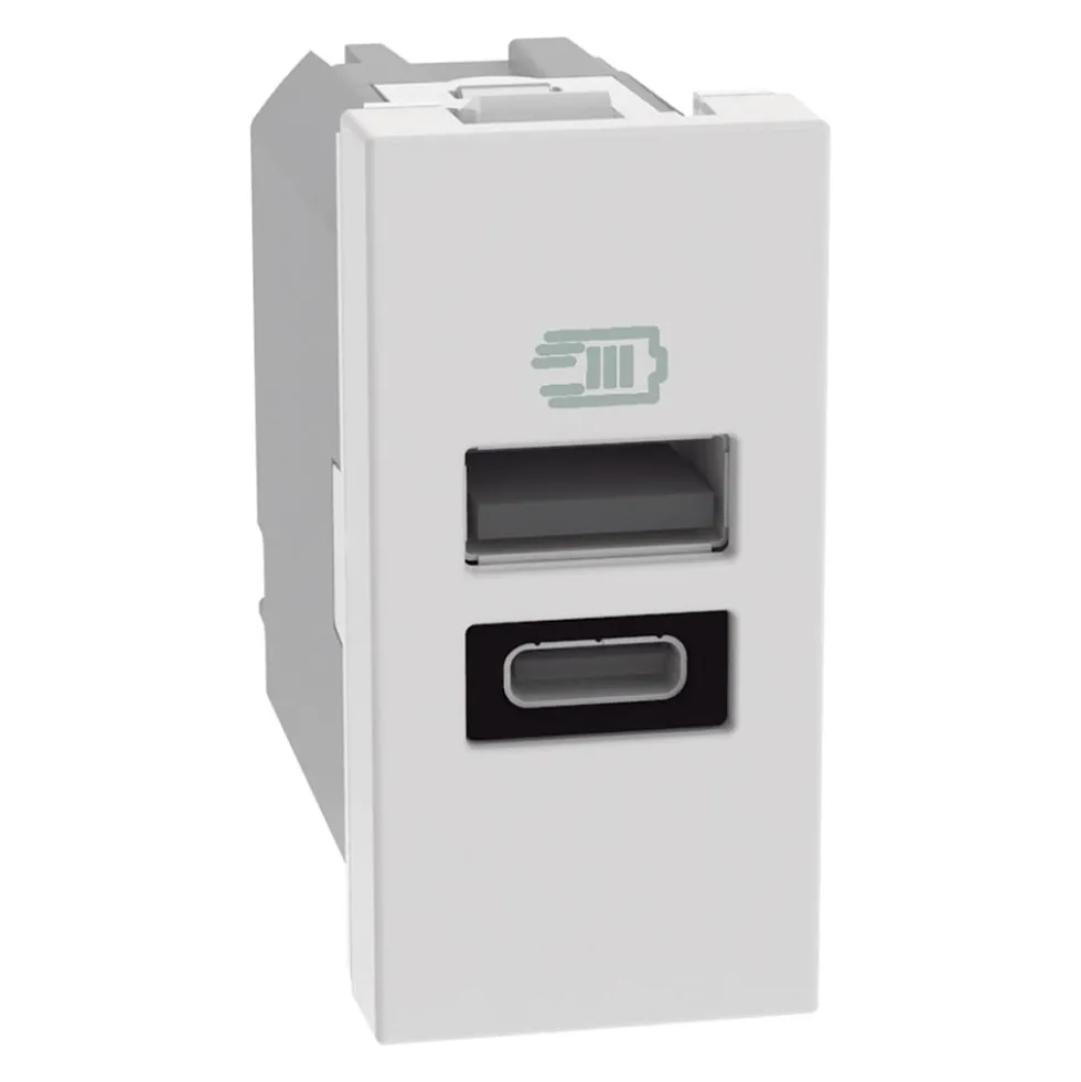 BTICINO MatixGO Presa caricatore USB tipo A + tipo C 15W bianca