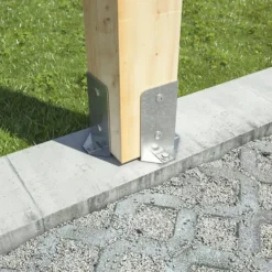Coppia supporti per ancoraggio travi in legno mm.104 X 104 X 197 in acciaio zincato a fuoco