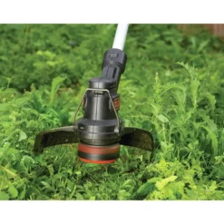 Decespugliatore elettrico a batteria 18V 2Ah BLACK+DECKER ST182320 tagliabordi a batteria con caricabatteria