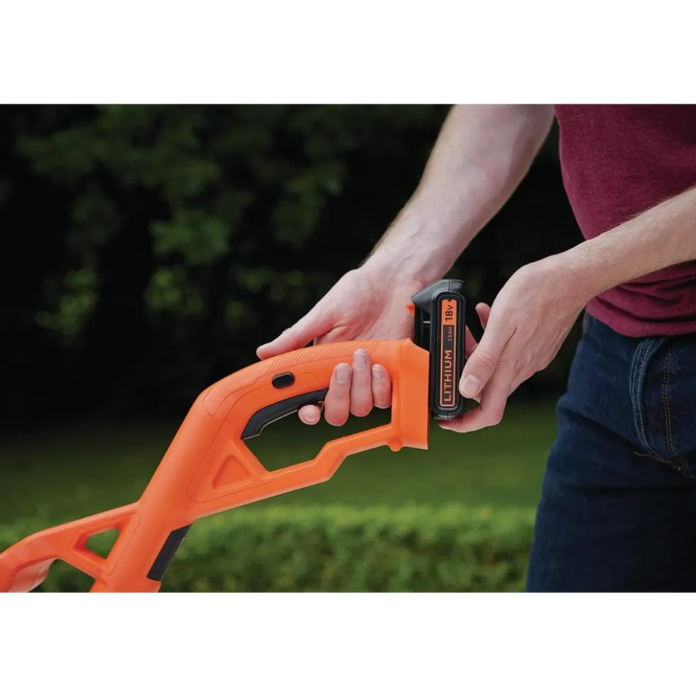 Decespugliatore elettrico a batteria 18V 2Ah BLACK+DECKER ST182320 tagliabordi a batteria con caricabatteria