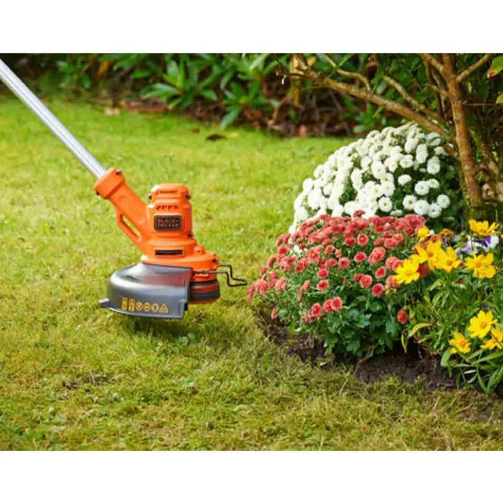 Decespugliatore elettrico tagliabordi BLACK+DECKER BESTA525 450W taglio cm.25