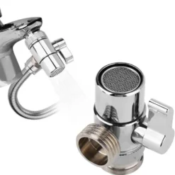 Deviatore universale con by-pass laterale e aeratore per rubinetto miscelatore