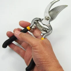 Forbici da potatura con sistema bypass a molla mm.200 TOLSEN 31018