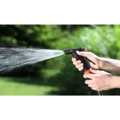 Lancia a pistola CLABER 8966 getto regolabile per tubo giardino