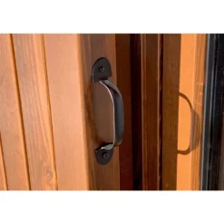 Maniglia in metallo stampato da avvitare mm.135 nera IBFM 071
