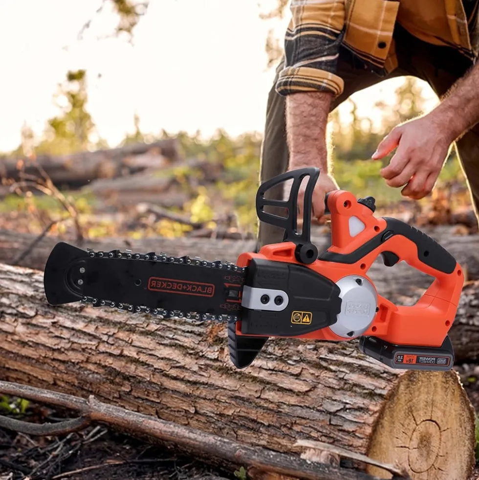 Motosega elettrico a batteria 18V 2Ah BLACK+DECKER GKC1820L20 barra cm.20 elettrosega a batteria