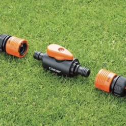 Raccordo congiunzione CLABER 8611 con rubinetto per tubo giardino