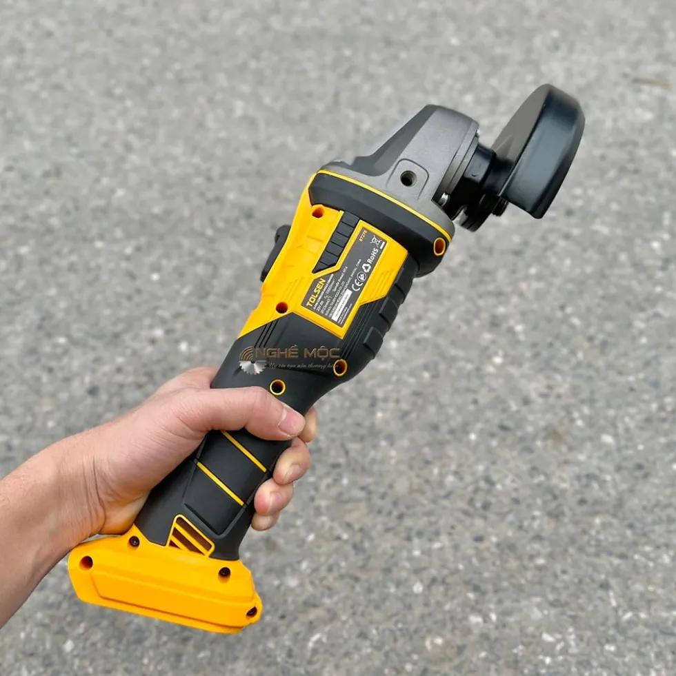 Smerigliatrice angolare a batteria 20V BRUSHLESS mm.125 serie MP20V con 2 batterie 20V 2.0Ah litio + caricabatteria TOLSEN 87278