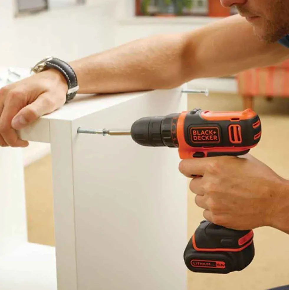 Trapano avvitatore a batteria 10,8V 1,5Ah BLACK+DECKER BDCDD12 mandrino autoserrante