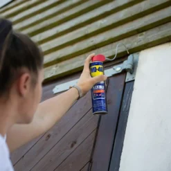WD-40 FLEXIBLE Sbloccante spray lubrificante multifunzione protettivo detergente WD40 ml.600 con cannula flessibile
