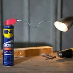 WD-40 FLEXIBLE Sbloccante spray lubrificante multifunzione protettivo detergente WD40 ml.600 con cannula flessibile