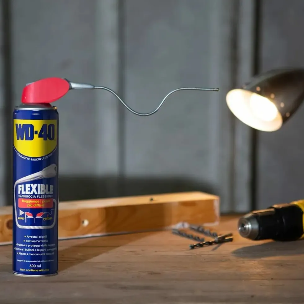 WD-40 FLEXIBLE Sbloccante spray lubrificante multifunzione protettivo detergente WD40 ml.600 con cannula flessibile